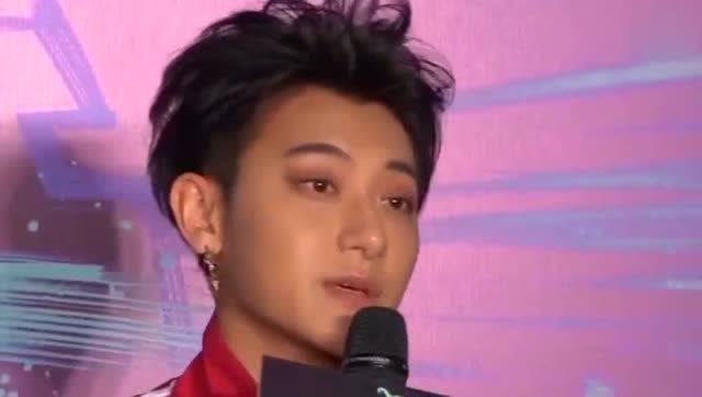 退出娱乐圈的明星,那些选择退出舞台的璀璨明星