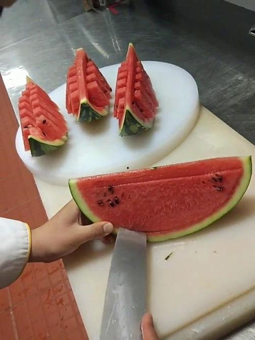 吃瓜群众喜欢感谢,感谢那些陪伴我们度过欢乐时光的瓜界英雄