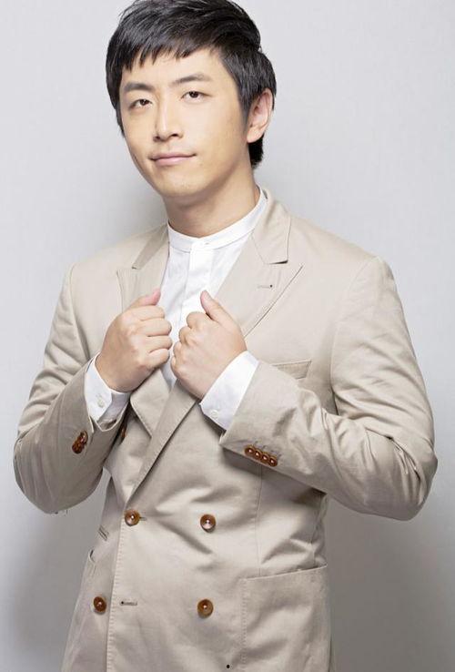 明星 白客,喜剧界的璀璨新星