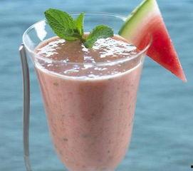 吃瓜奶茶怎么做,自制吃瓜奶茶，轻松get网红饮品！